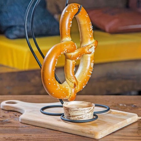 Pretzel & Beer Cheese